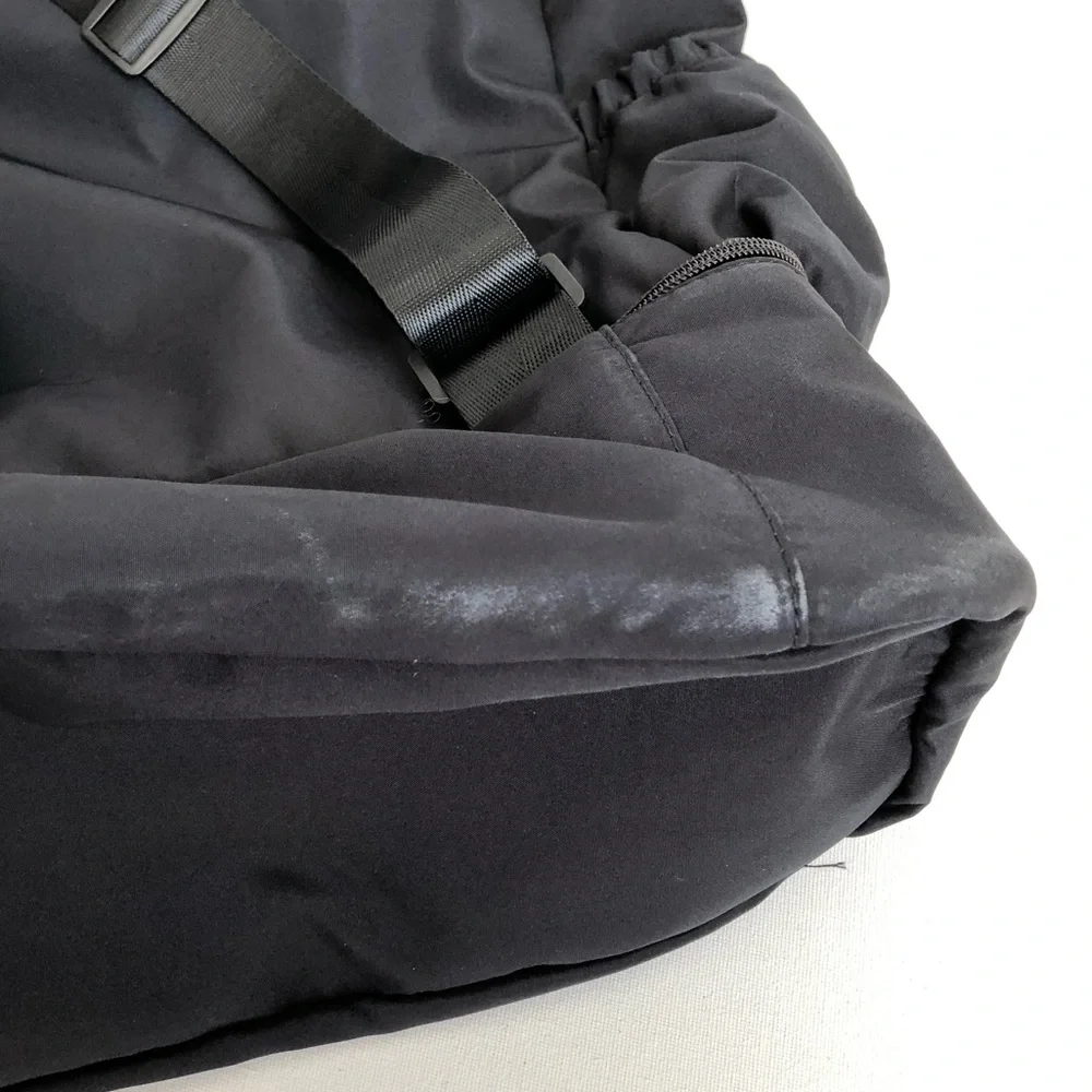 NWT Beyond Yoga Black Convertible Shoulder Tote Backpack Gym Bag